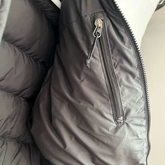 The North Face 700 goose down puffer jacket size medium - Picture 10 of 11
